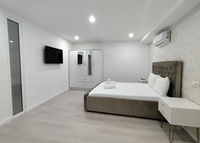 Mediterranean Platinum Apartment *
